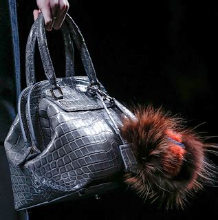 sito ufficiale borse fendi|borse fendi shopper.